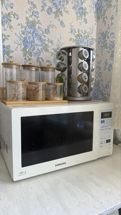 Продам микроволновку. Б/у.