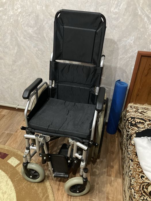 Инвадидная коляска