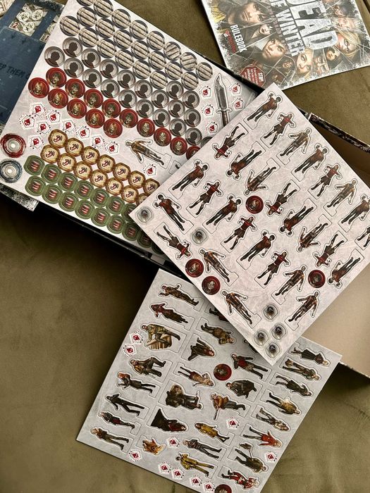 Настолна игра Dead of Winter - чисто нова