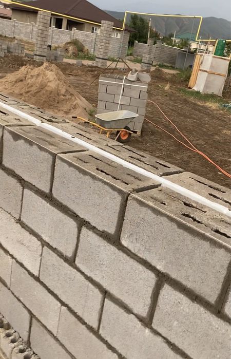 Блок сплитерный стеновой