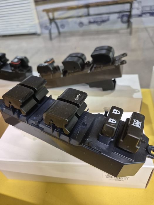 Блок управления стеклоподьемника!