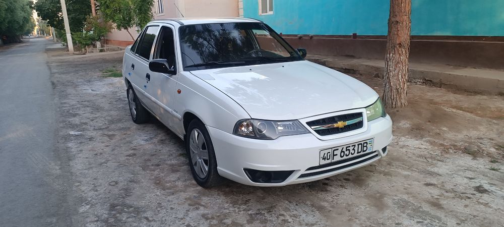 Nexia 2 2009 tramblyor kondisaner sotiladi