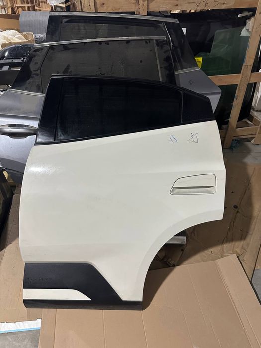 Byd  кузовные запчасти  на все модели по оптовой цене