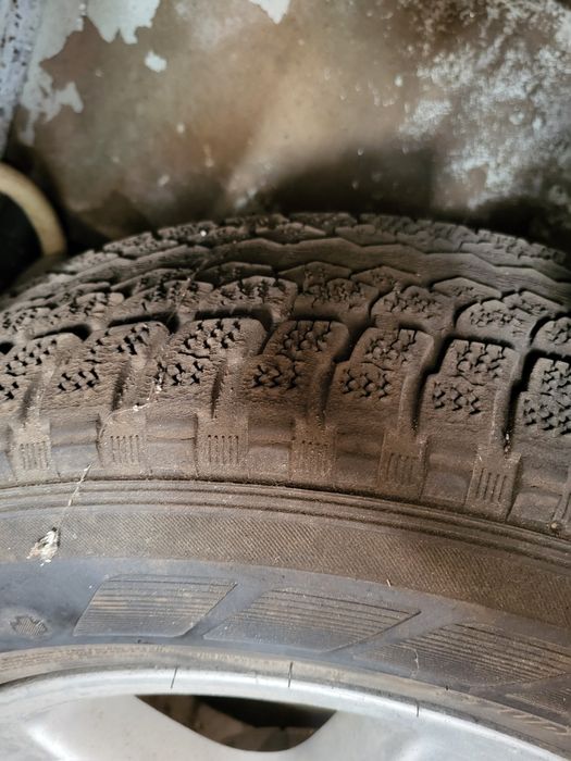 Колесо R16 на запаску