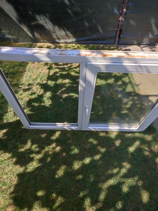 Fereastra PVC termopan alb de 148×128. 300. lei negociabil