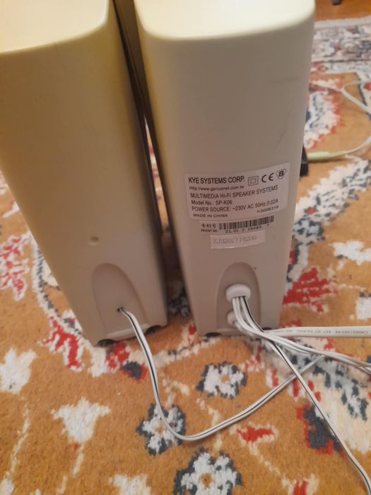 Două boxe Genius !!! Ofertă!