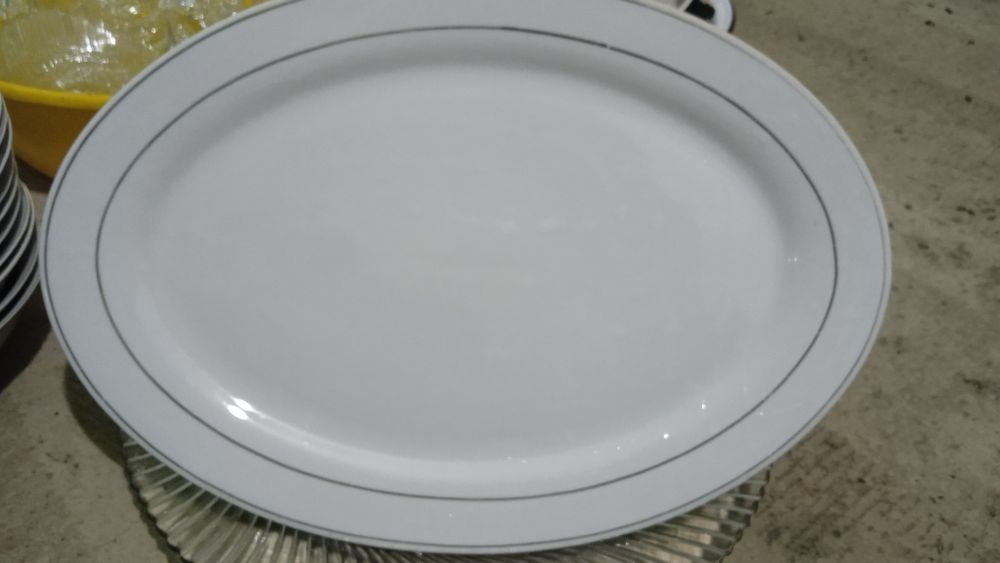 Чайник, конфетницы