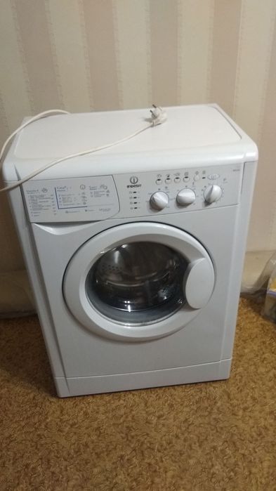 Запчасти для стиралки indesit wisl103