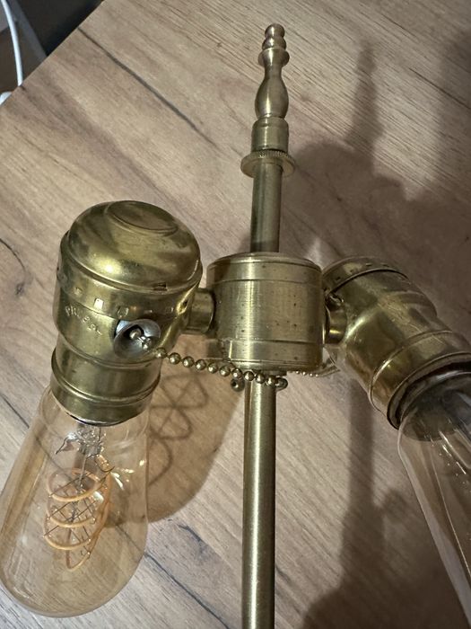 Lampa/Veioza dubla Leviton