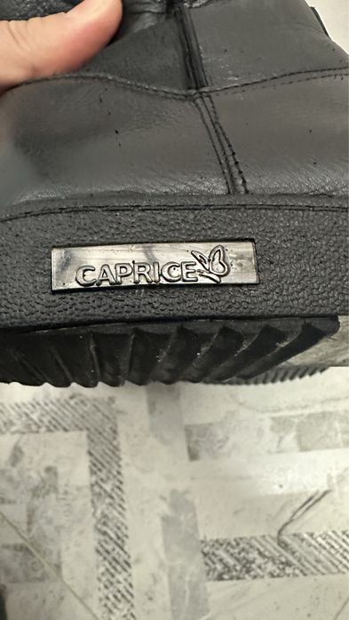 Споги Жеские 38EU