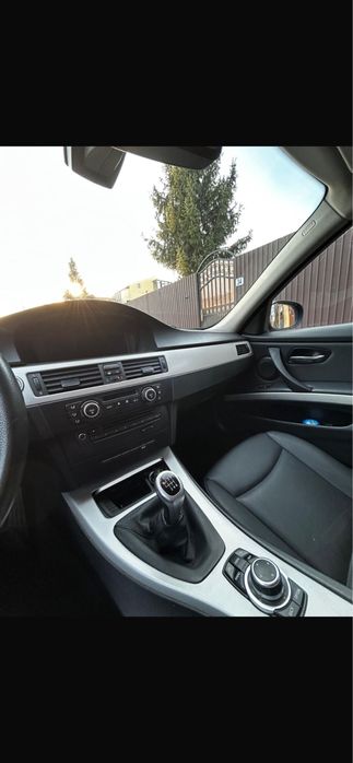 Vand Bmw E90 318D Facelift 2010