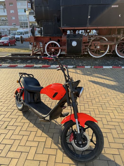 Vând scuter electric fără permis