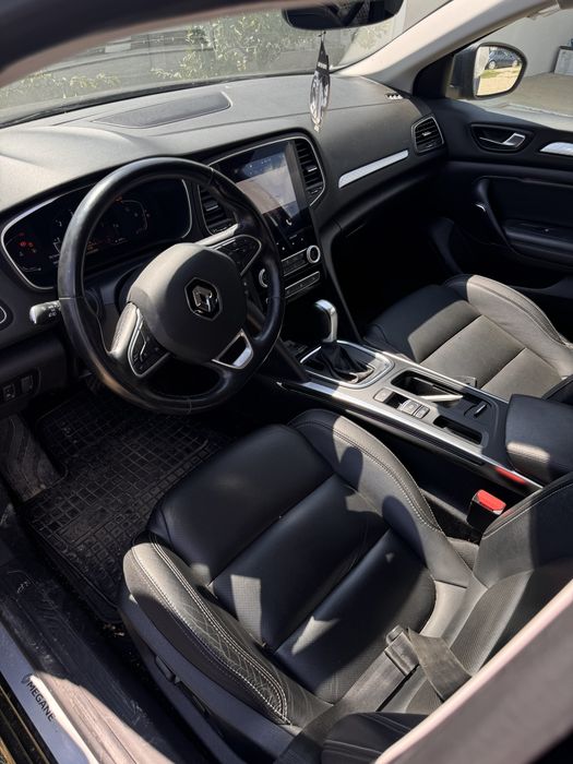RENAULT Megane 2022 — imagine 5