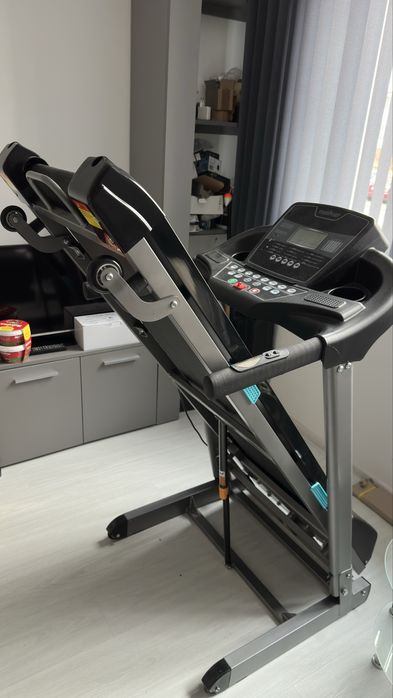 Бягаща електрическа пътека