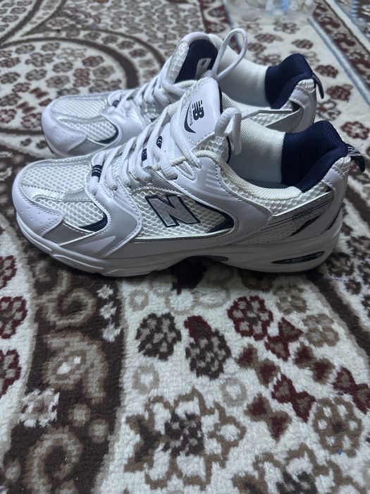 Продам кроссовки NB
