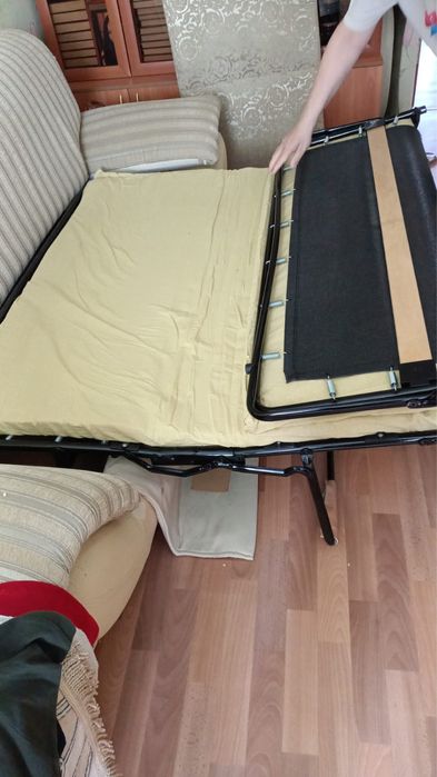 Диван трехместный и двухместный