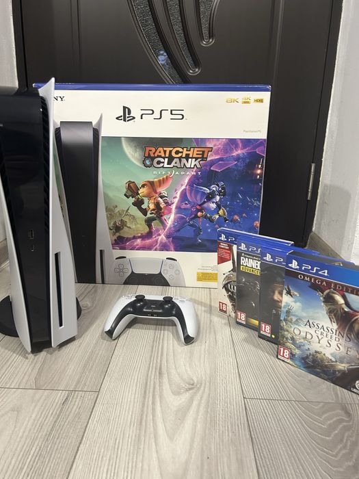 Playstation 5 disk | 1 TB | 4 jocuri si 1 controller si cutia originala