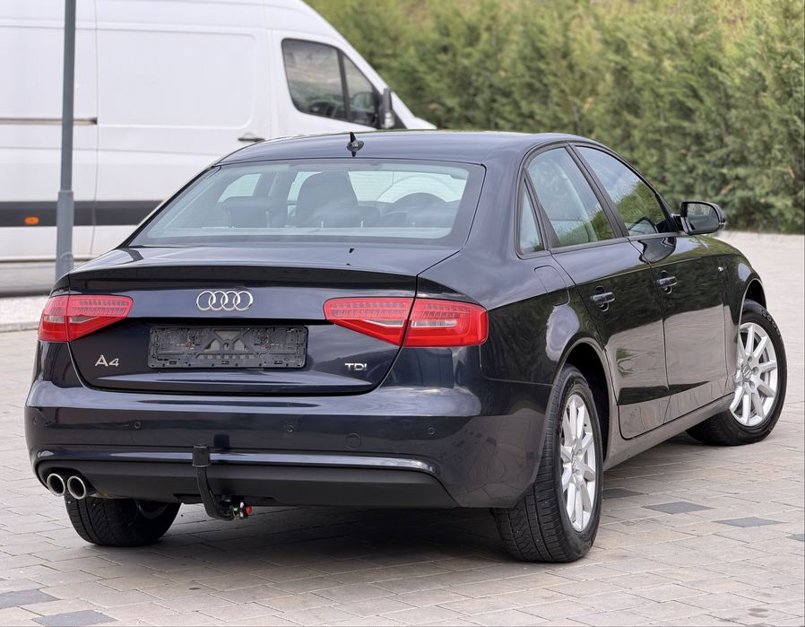 Audi A4 2.0TDI 177CP Limuzină