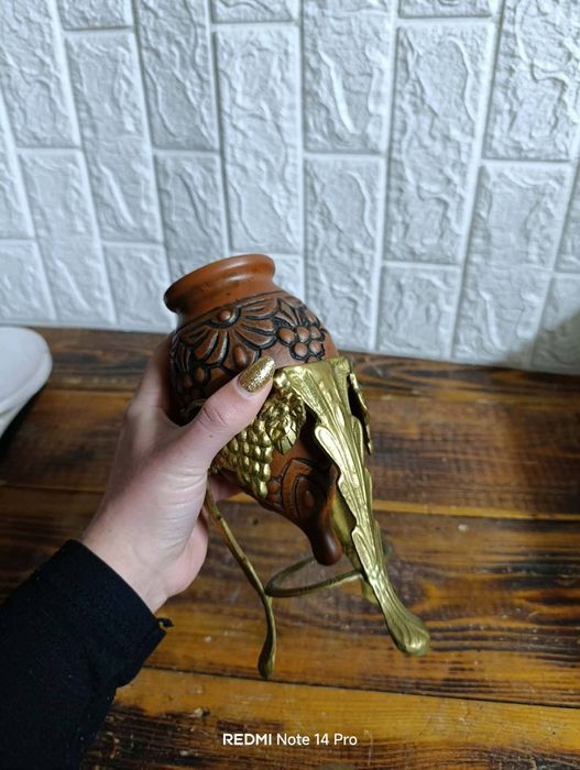 Стар бронзов плътен обков със малка делва