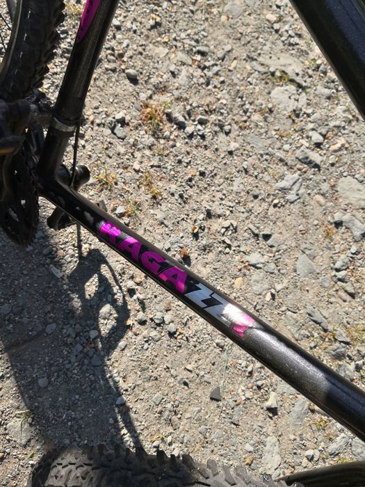 Vind bicicletă MTB pe 26 foarte bună made  Italia  RAGAZZI Fac și schinb cu telefon .