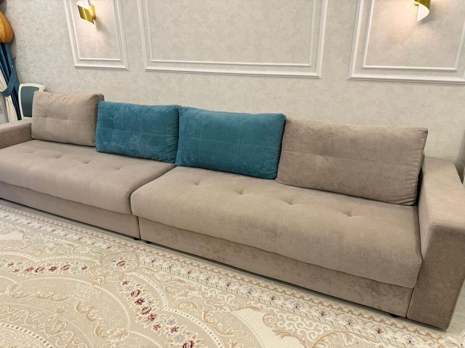 Продаю диван красивый