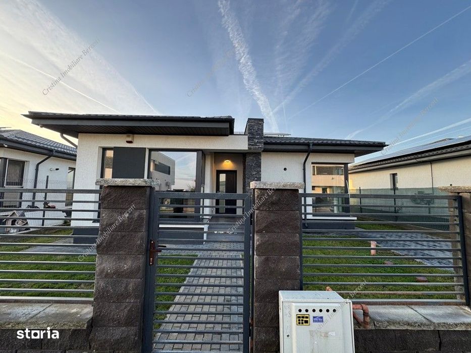 Inchiriez Casa PARTER cu PANOURI SOLARE  comuna Berceni Ilfov