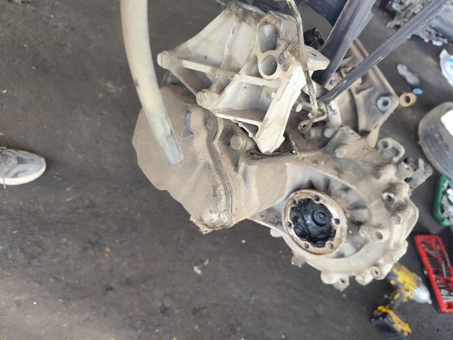 Ръчна скоростна кутия за Шкода Октавия 1.8 - 125к.с