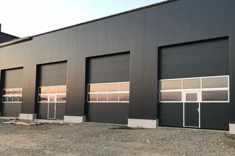 • Construim Hale Metalice pe comanda