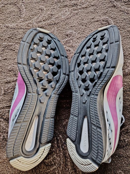 Леки маратонки Nike