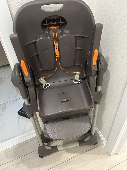 Продам детский столик для кормление