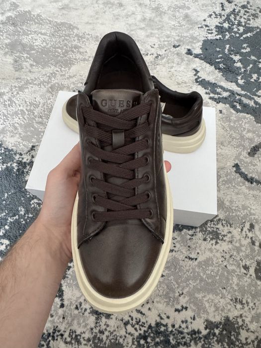 Adidasi GUESS Marimea 41