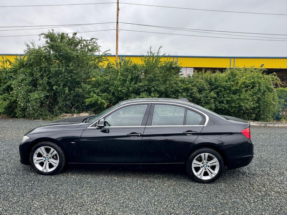 Vand bmw f30 320d sport line automat 143 cp
