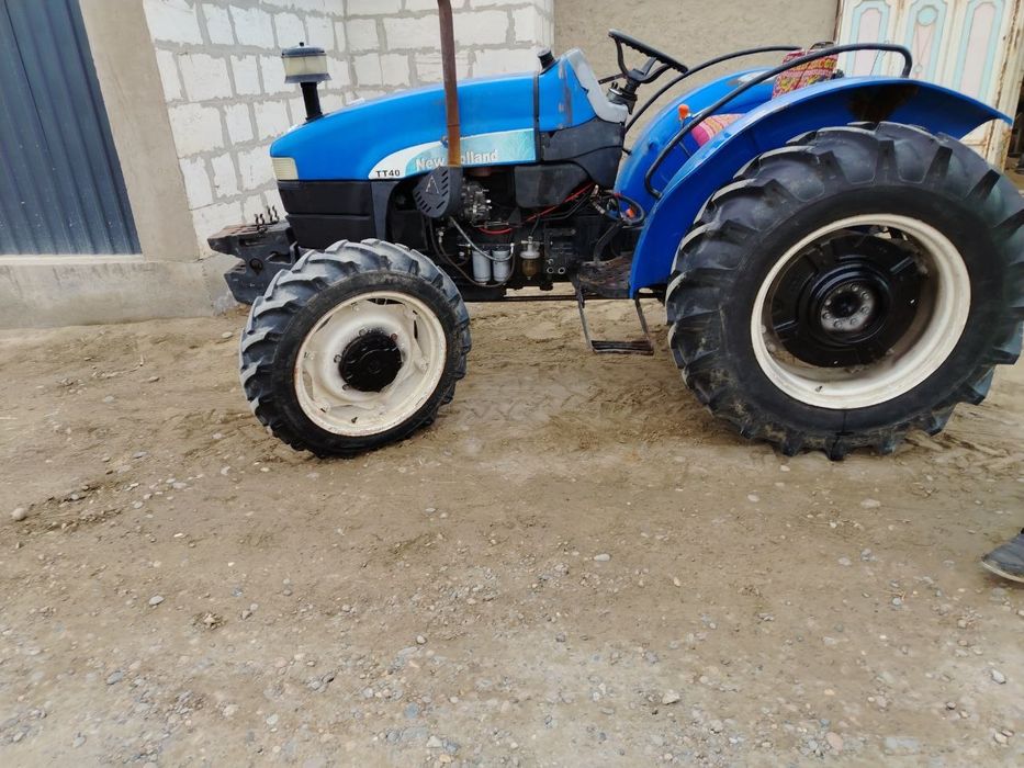 New Holland TT40