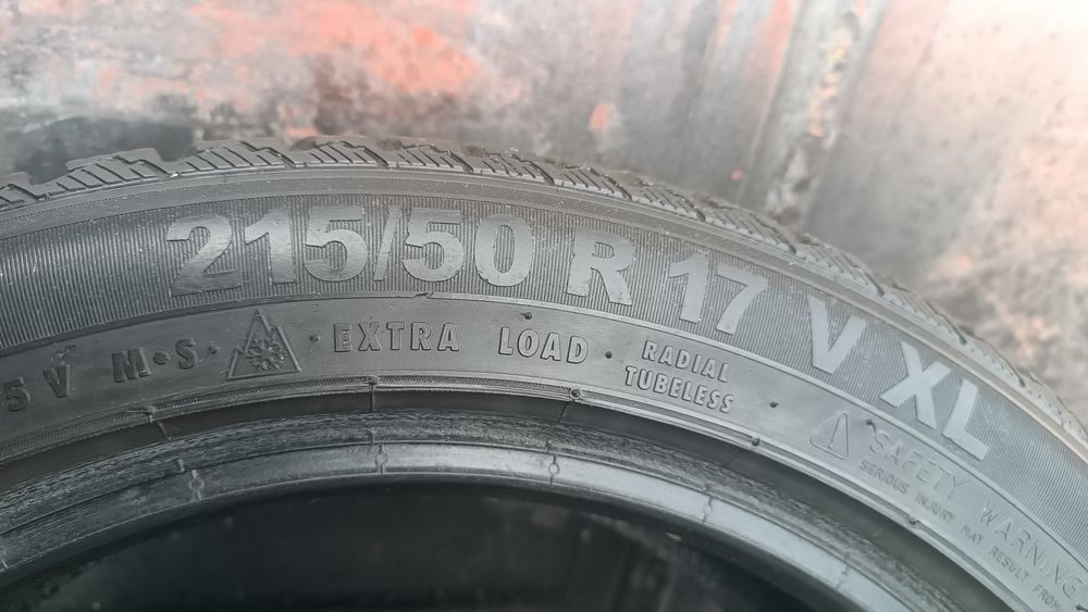 215/50/17 Semperit