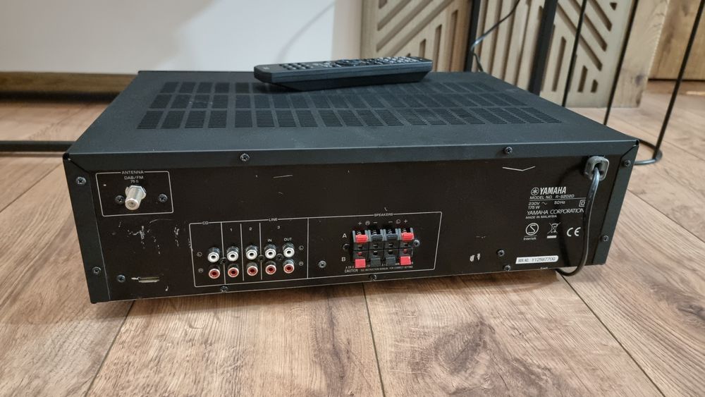 Усилвател yamaha r-s202d
