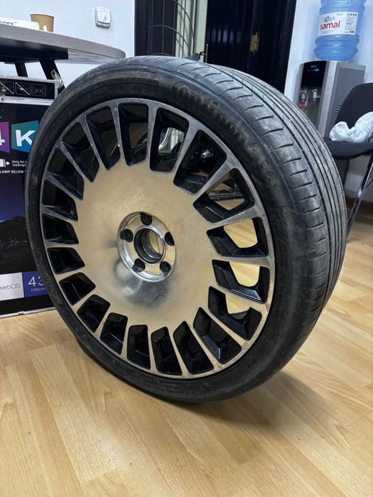 Диски с резиной R20 титанки