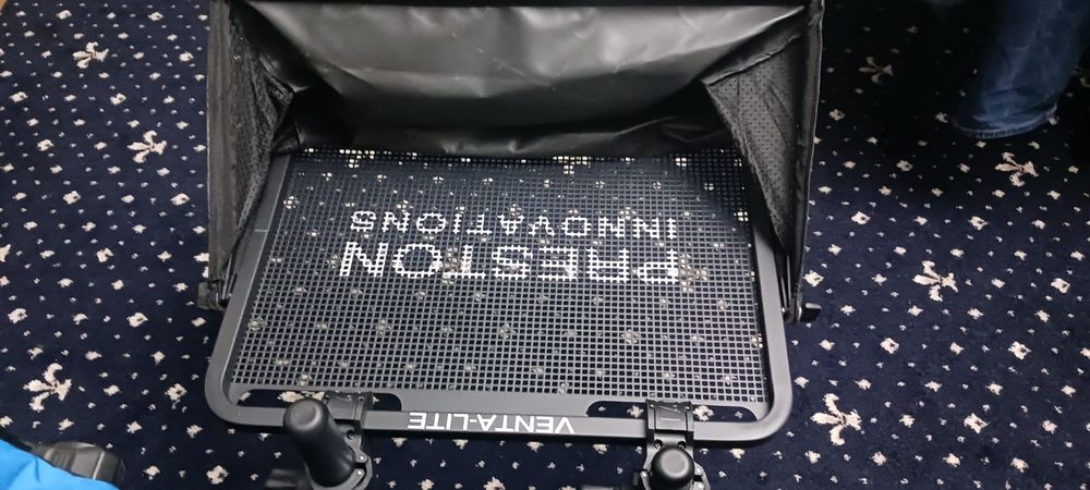 Scaun pescuit Preston Absolute Feeder Chair cu accesorii