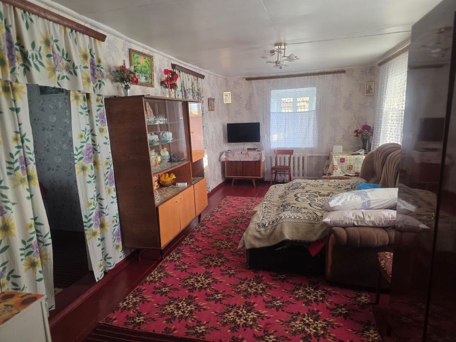 Продам дом п.Бурлин