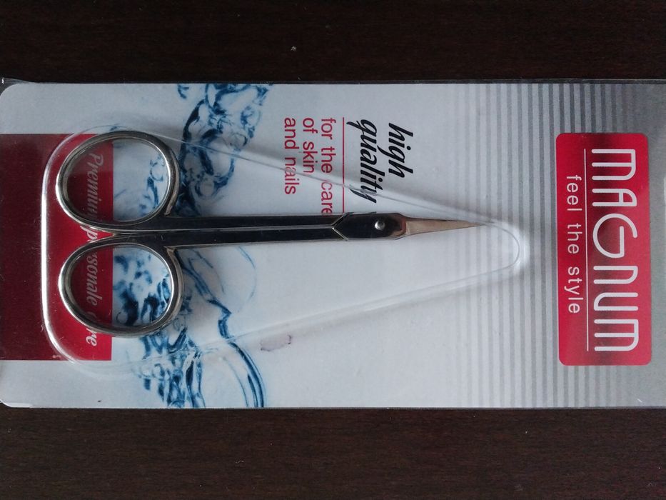 Ножичка за нокти и кожички