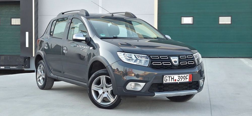 Dacia Sandero Stepway 1.5 DCI 90 CP EURO 6 Cutie Automată Navigație Cameră Pilot
