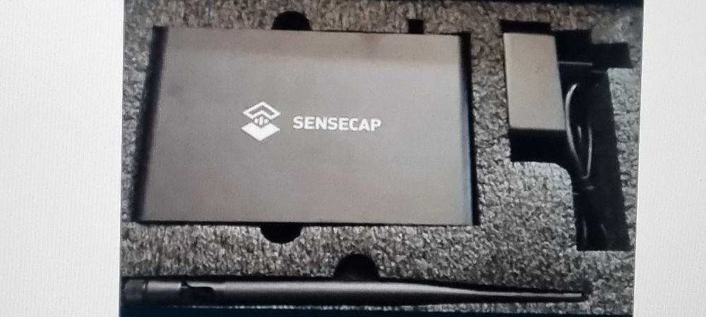 Miner Helium SenseCap +Antene +Amplificator +Filtre ,mufe,cabluri,etc.