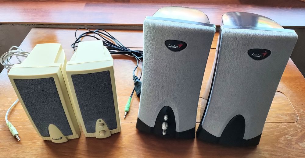 Kit-uri tastatura si mouse, boxe, router wi-fi