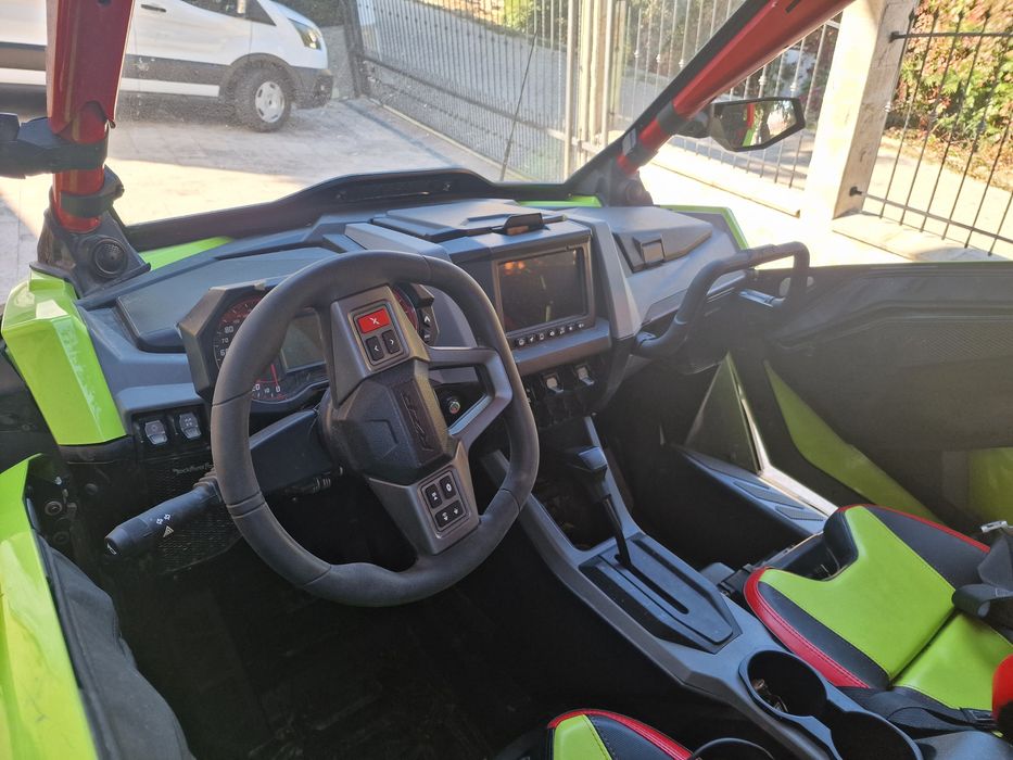 Продавам Polaris RZR