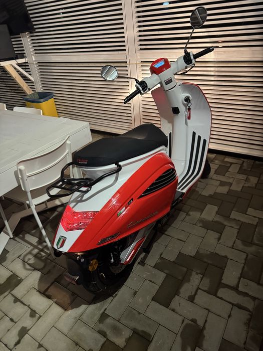 Scuter electric rotakt cleopatra motor bosch 3000w autonomie 55 km