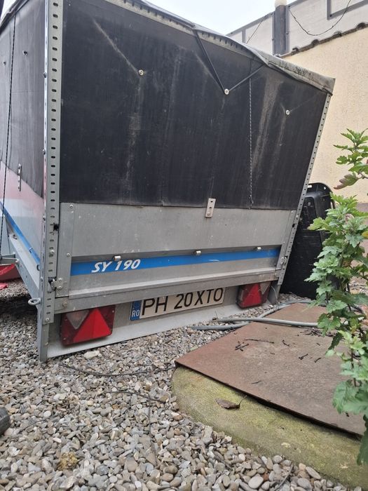 Vând remorca cu o osie 750kg