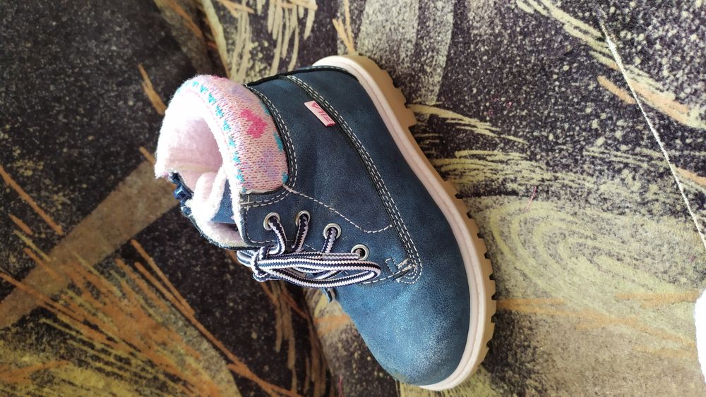 Детски боти и апрески