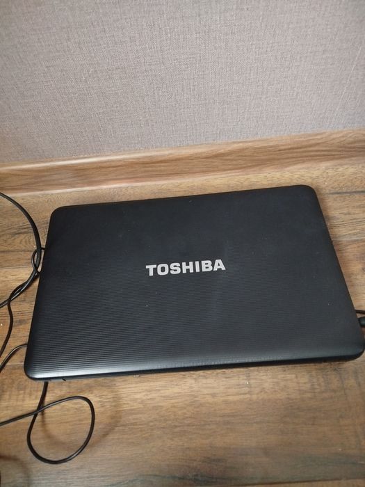 Продам ноутбук на запчасти или на востоновление