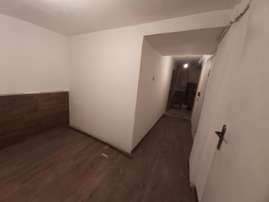 2ух комнатная квартира ПОДВАЛ