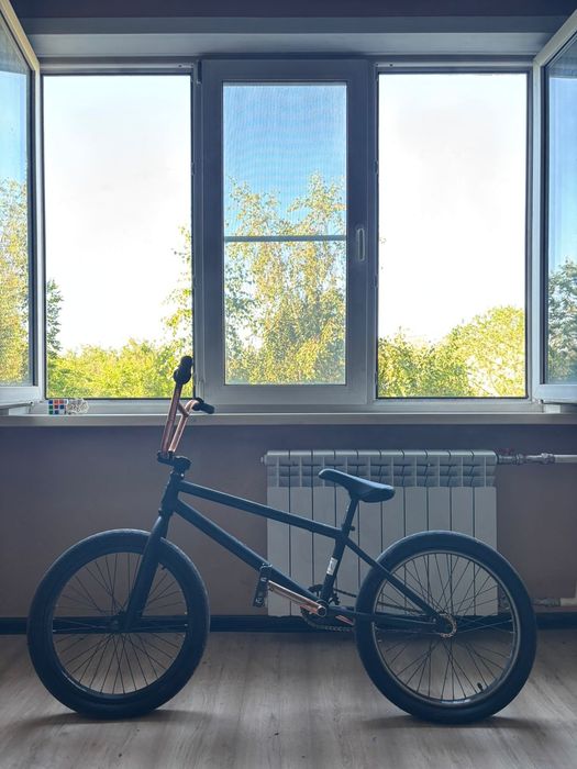 Продам велосипед BMX DK