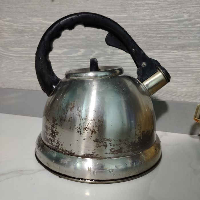 Чайник продаётся